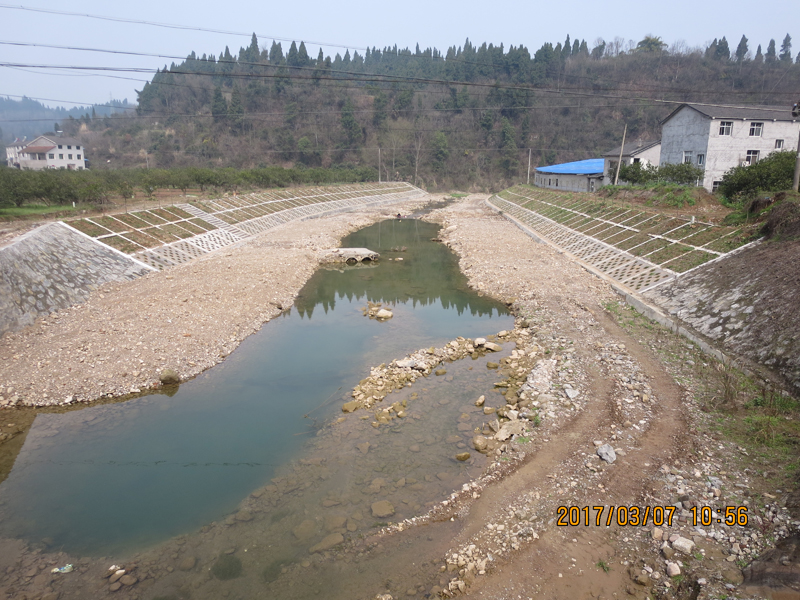 长岭河治理